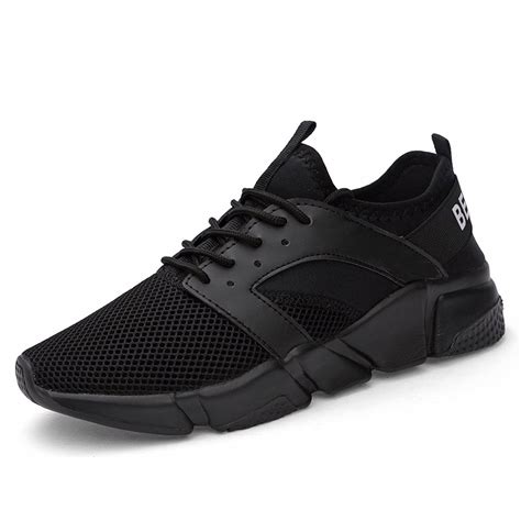 black athletic sneakers for women.